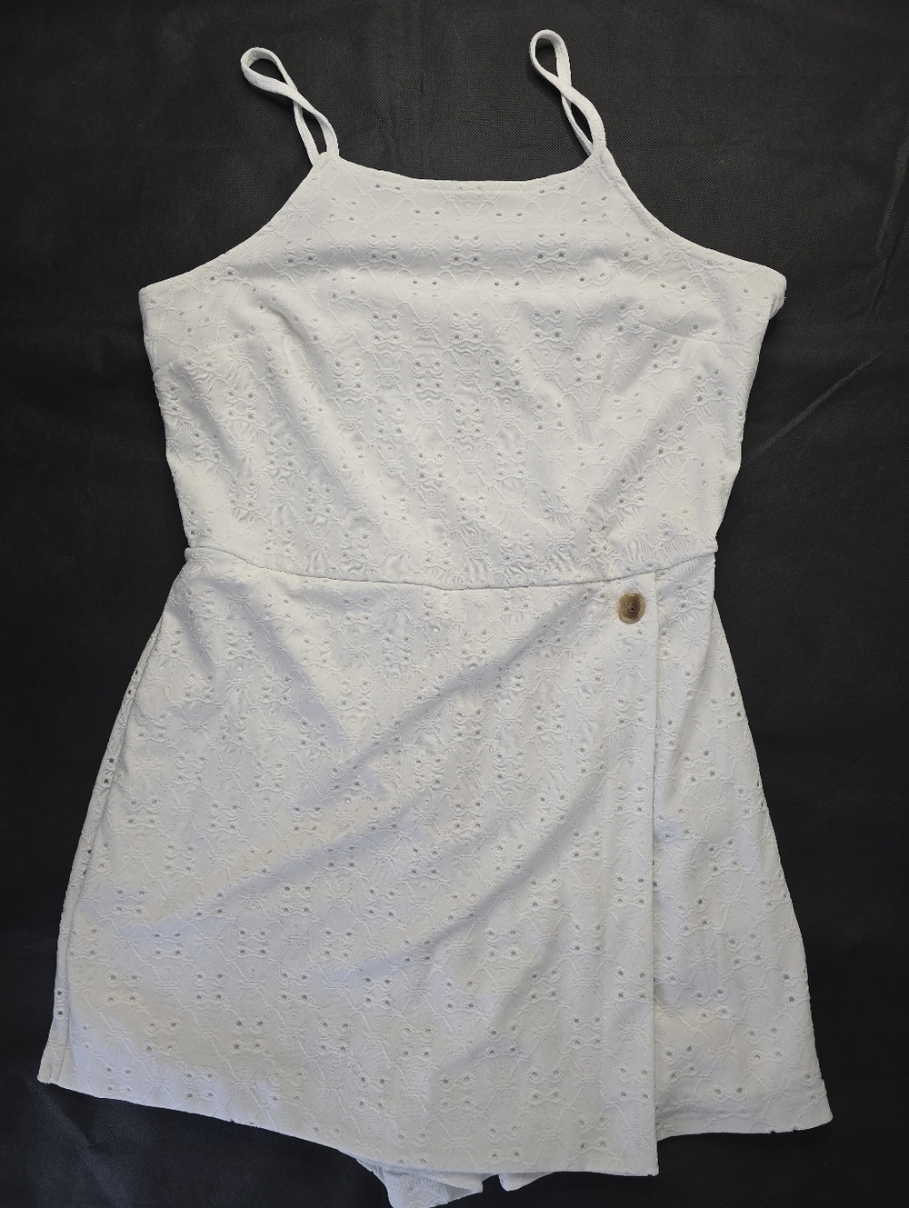 Wallflower White Eyelet Romper Wrap Front Button Detail Boho Cottagecore L